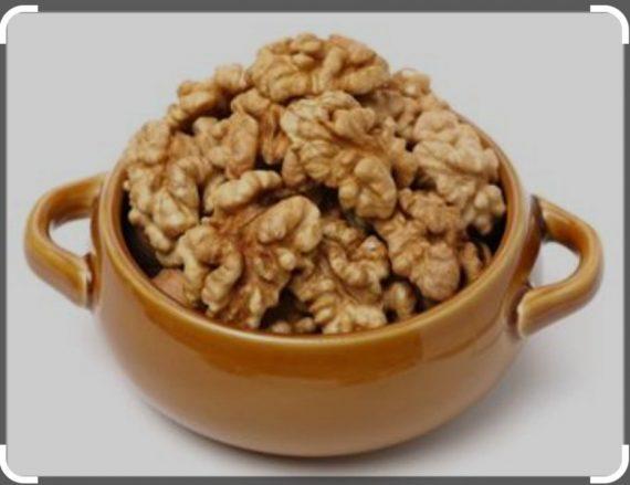 Akhrot Giri - Walnuts without Shell - Small دیسی اخروٹ گیری چھوٹی